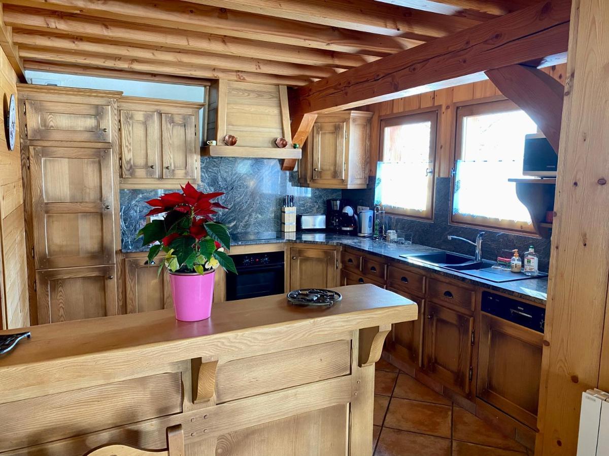 Chalet Peterets سامووه المظهر الخارجي الصورة